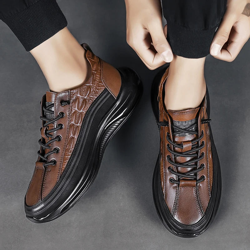 Zapatilla Ortopédica de Cuero Croco™ – Elegancia y Comodidad