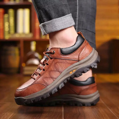 Zapatilla Ortopédica de Cuero – Comodidad y Elegancia